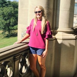 Meet your Posher, Lauren